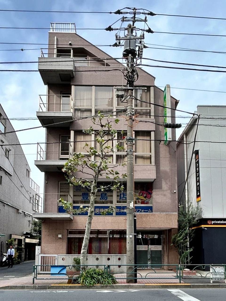 BAJビル 5 外観 2