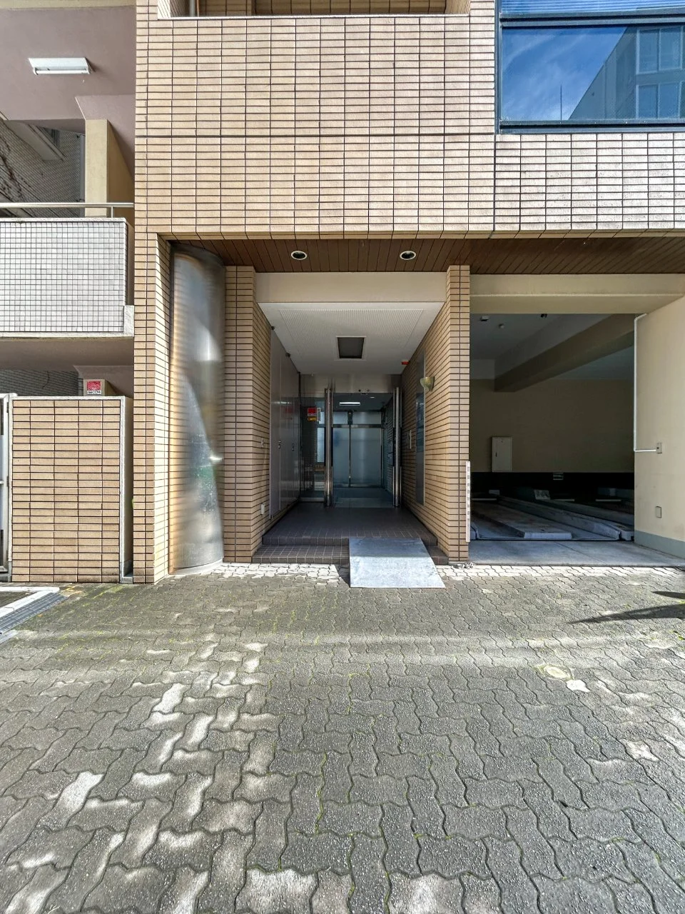 芸文社ビル 2 エントランス 3