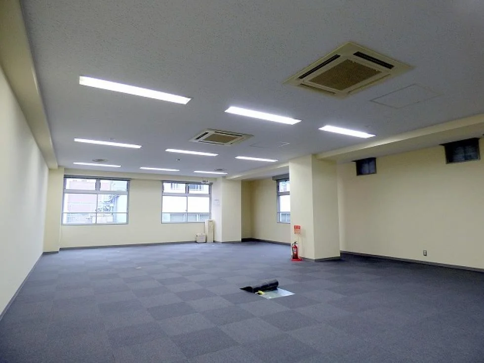 エキニア池袋ビル 8 内装 2