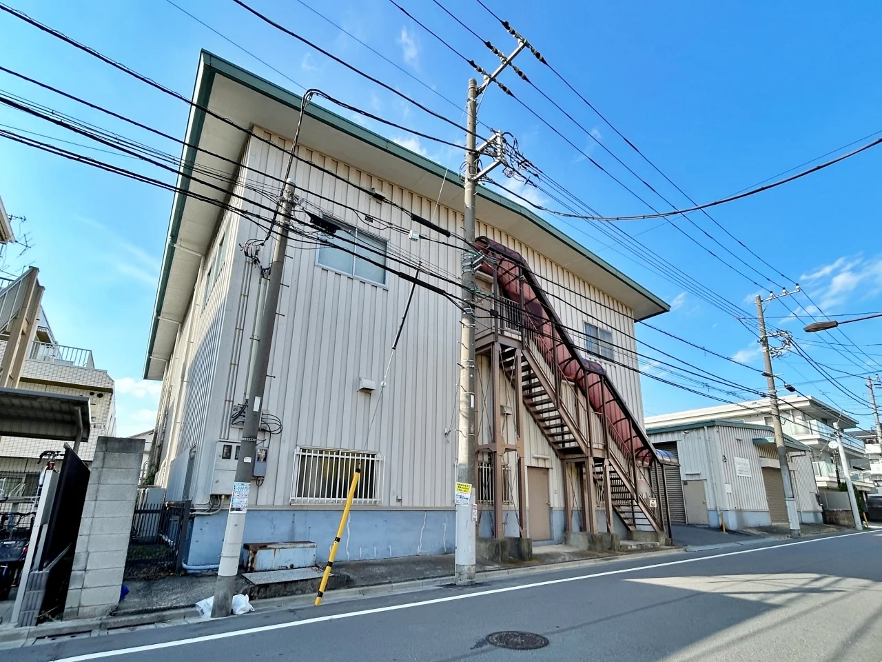 豊島区千早2丁目 貸倉庫営業所配送センター 1.2階・平屋 外観 2