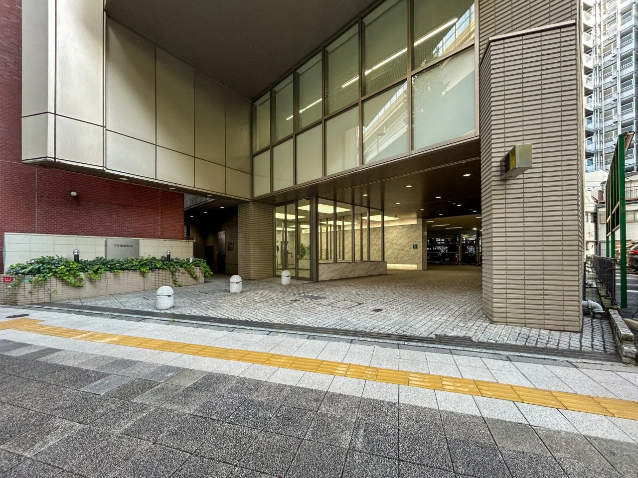 TS池袋ビル 2 エントランス 3