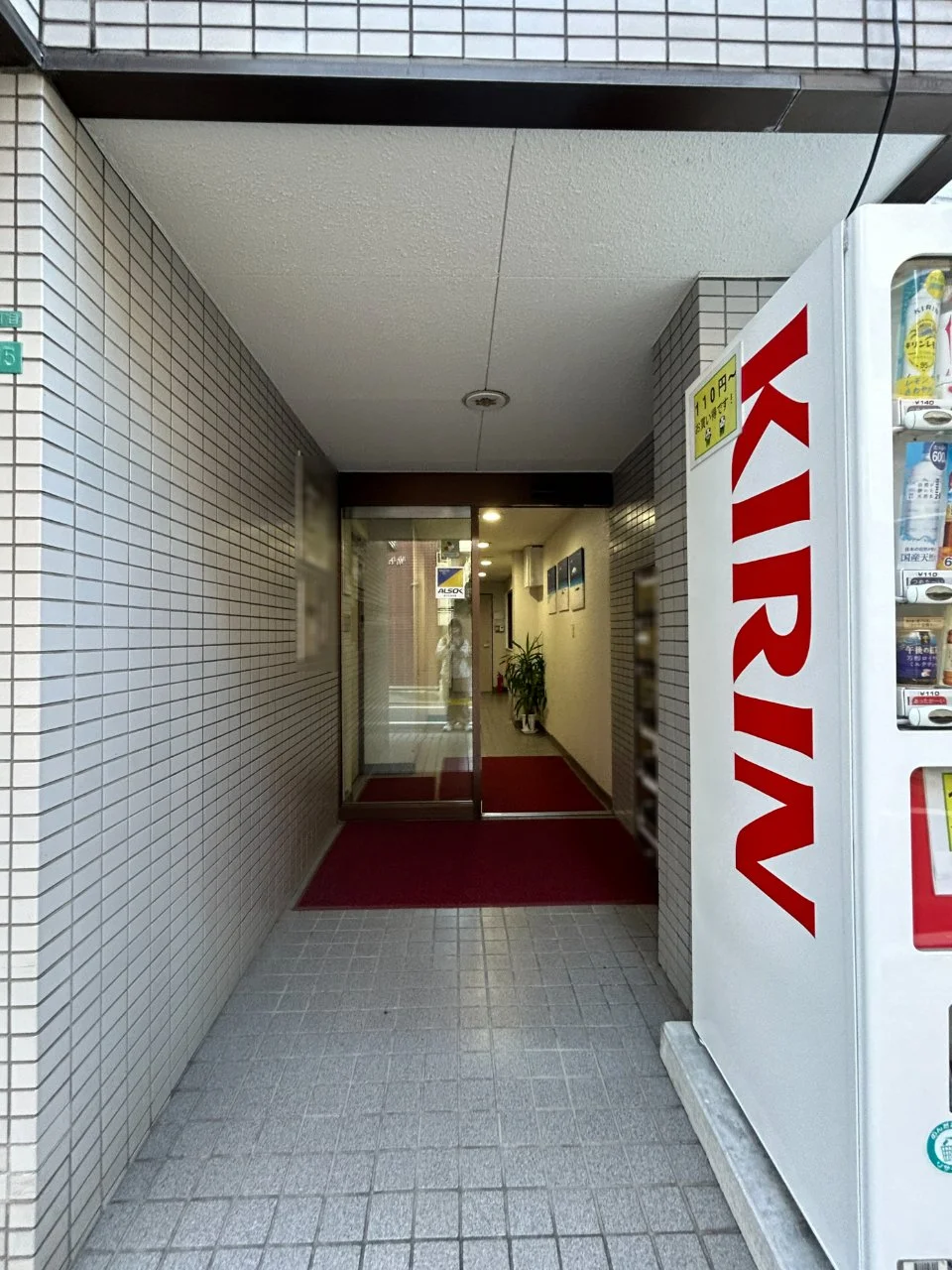 YSビル 2 エントランス 3