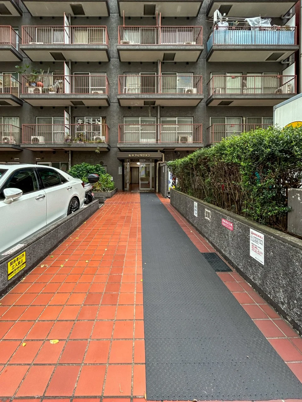 池袋アビタシオン 1 エントランス 3