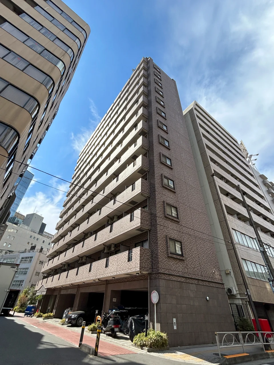 T&G東池袋 B1 外観 1