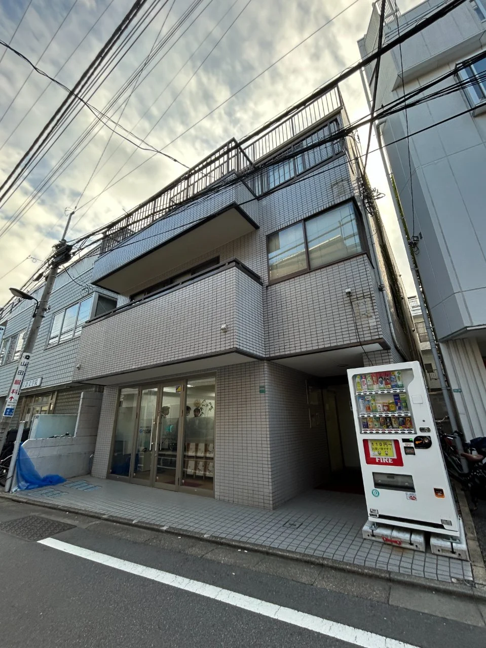 YSビル 3 外観 1
