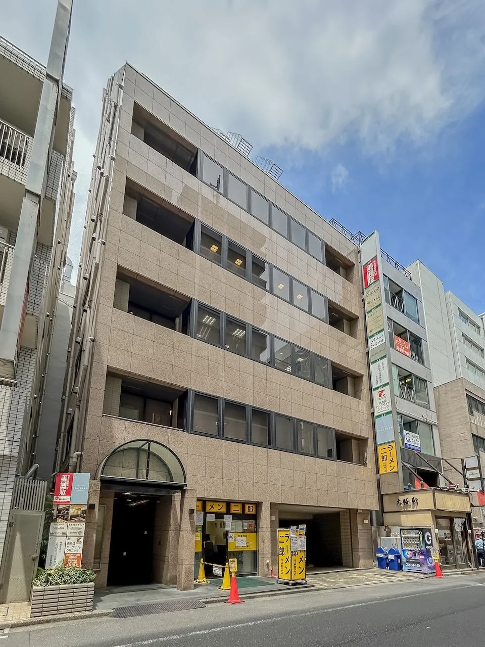 いちご南池袋ビル 2 外観 1