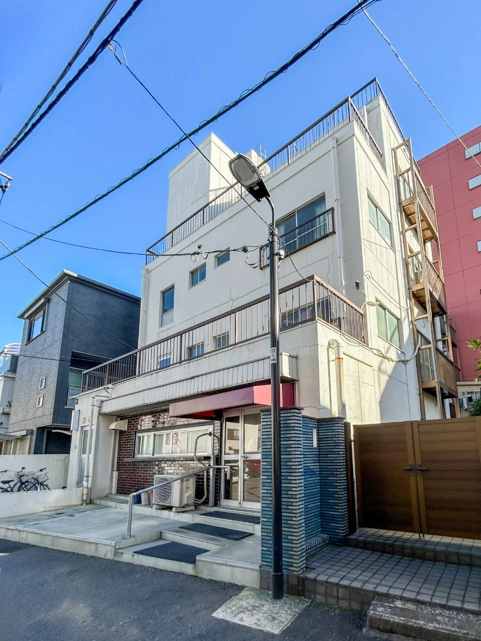荒井ビル 1 外観 2