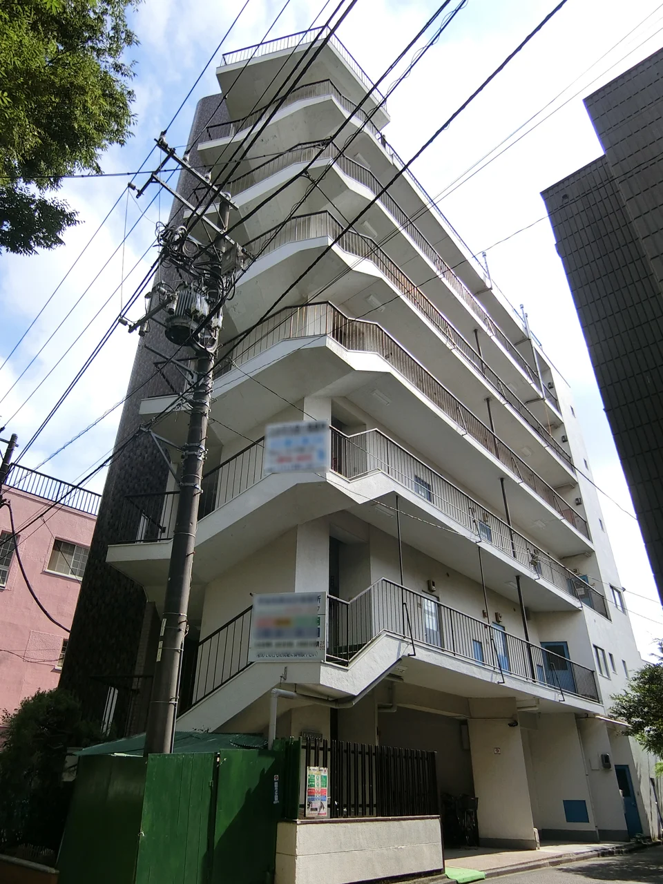 近江ビル 3 外観 1