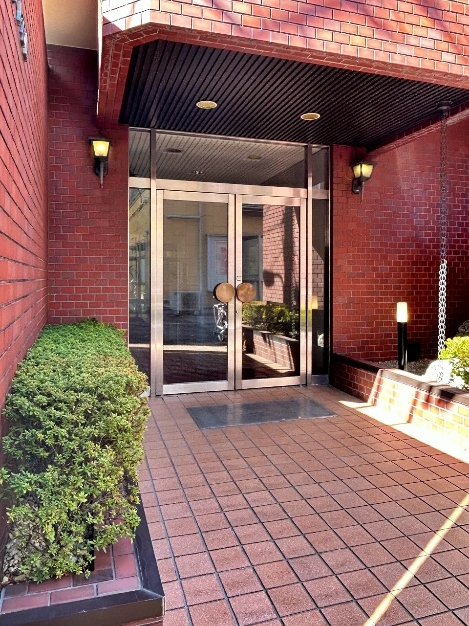 シャンブル石山 2 エントランス 3