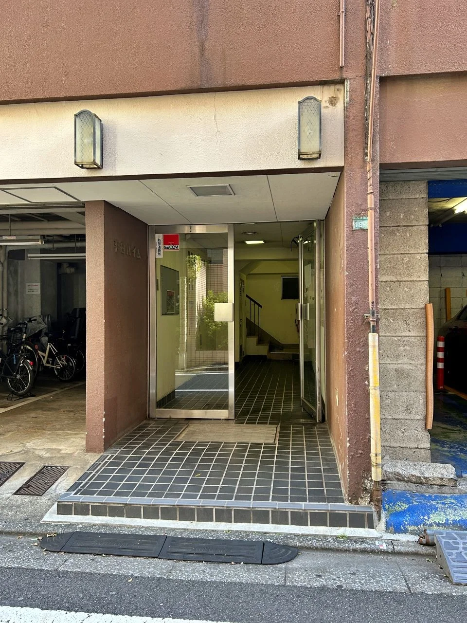 平田ハイム 2 エントランス 3