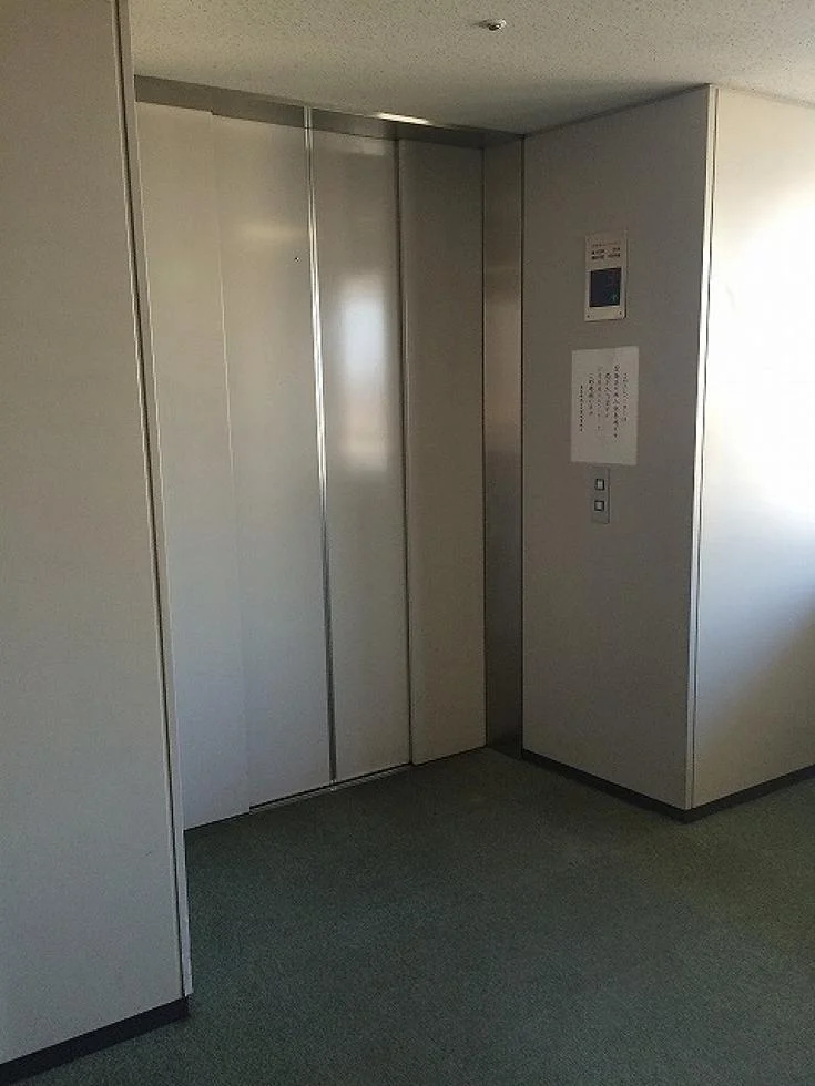 東芝福岡ビル B1 エレベーター 16