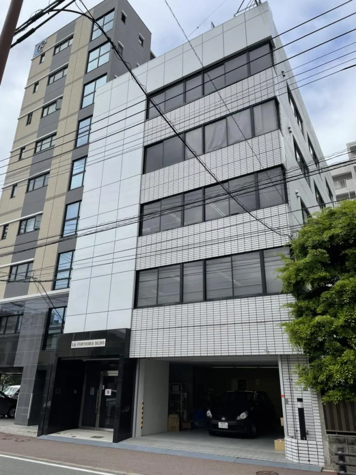 LA福岡ビル 4 オフィスビル外観 1