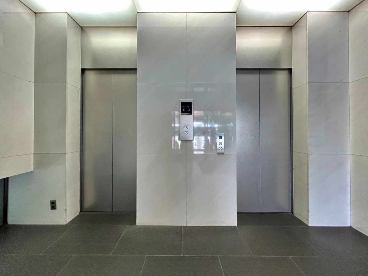 NEWNO・ザイマックス博多駅前 2 エレベーター 22