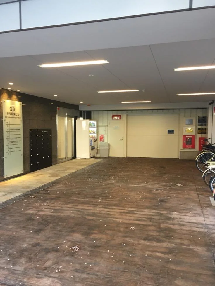 GSI博多駅東ビル 3 ビルエントランス 8
