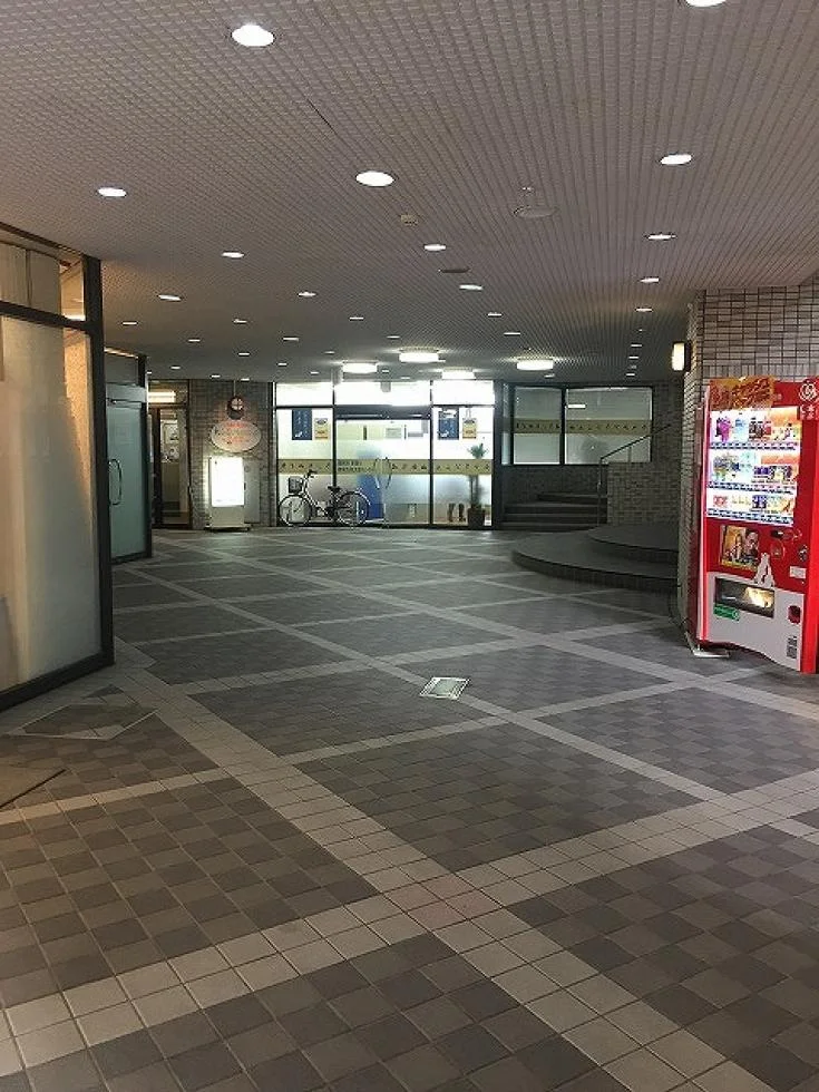 ニシコーリビング香椎 2 共有部 36