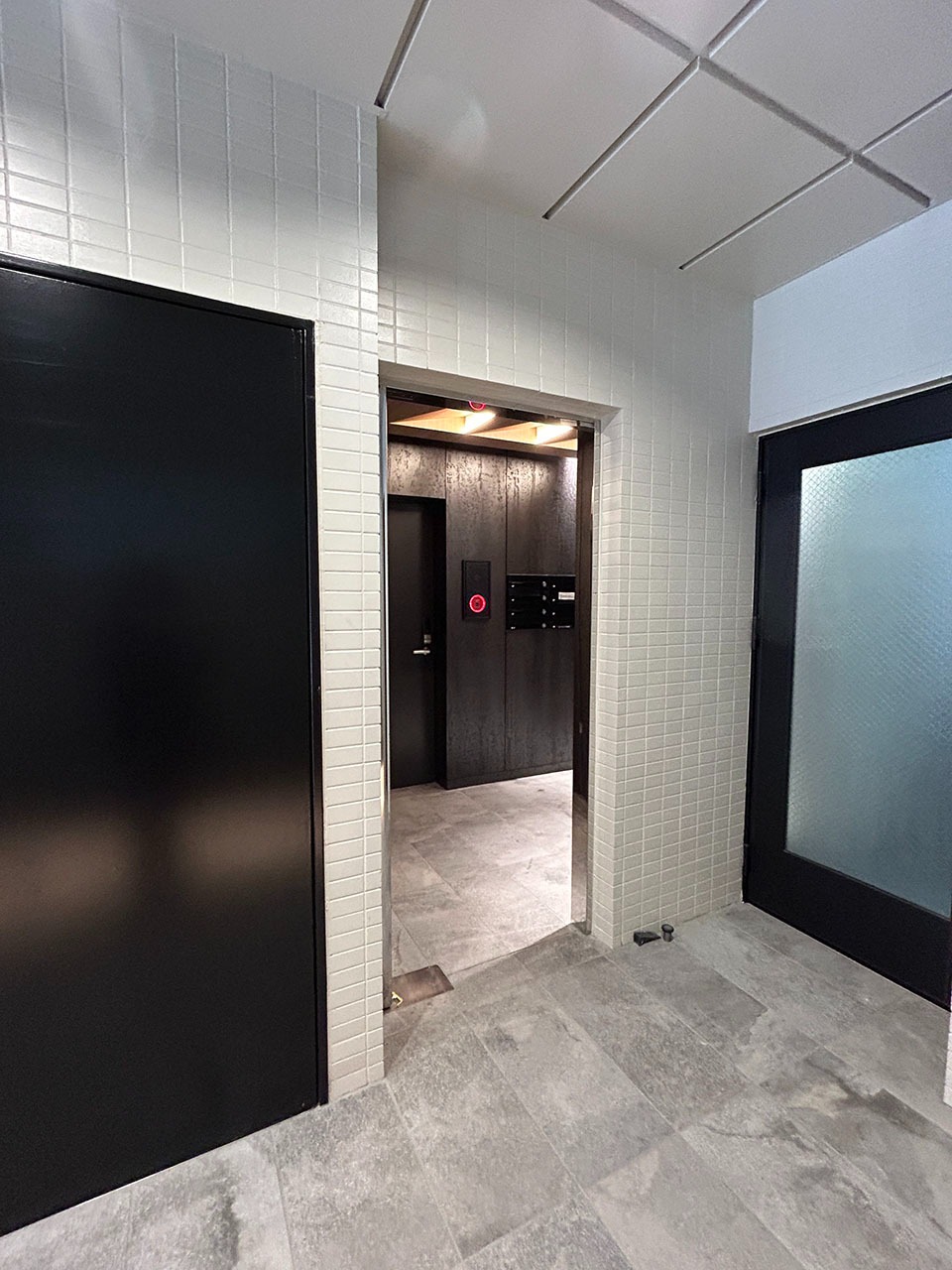 NOVEL WORK 新宿御苑｜Growth Office